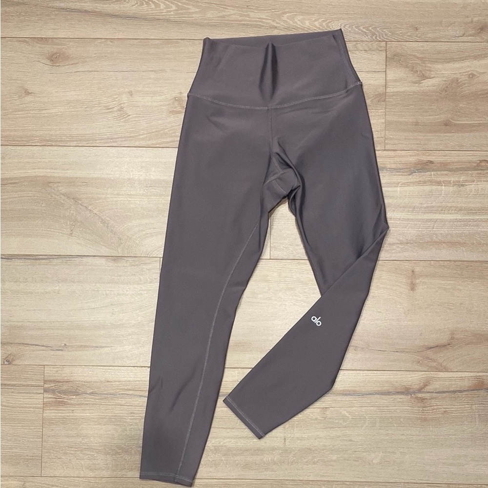 Alo Lavendar Gray  7/8 airlift high waist leggings- S